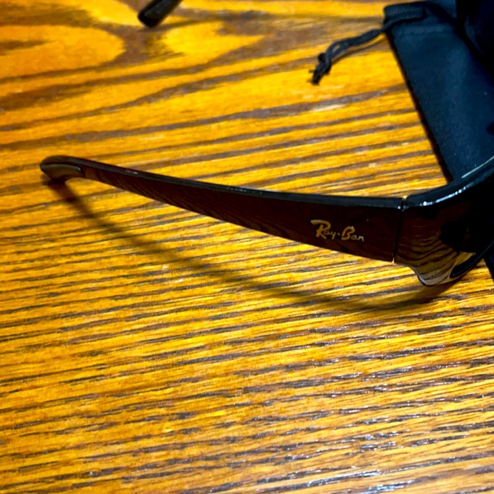 Ray Bans - Picture 2 of 3